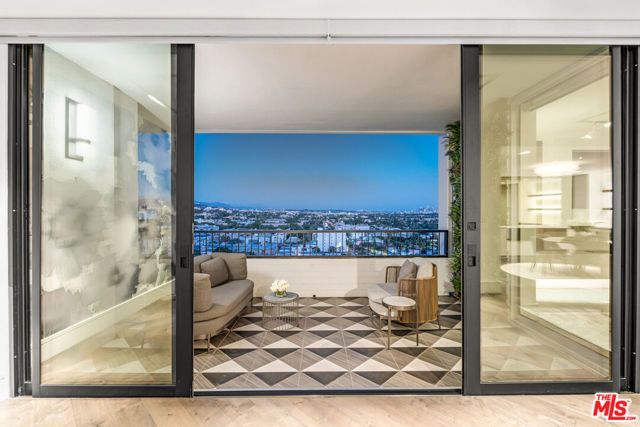 1100 Alta Loma Road 1404, West Hollywood, CA 90069