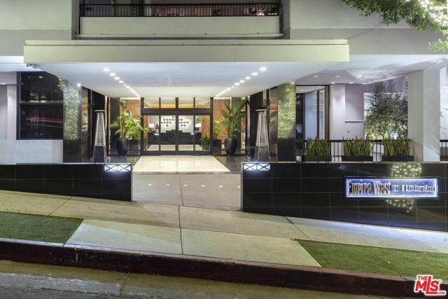 1100 Alta Loma Road 1404, West Hollywood, CA 90069