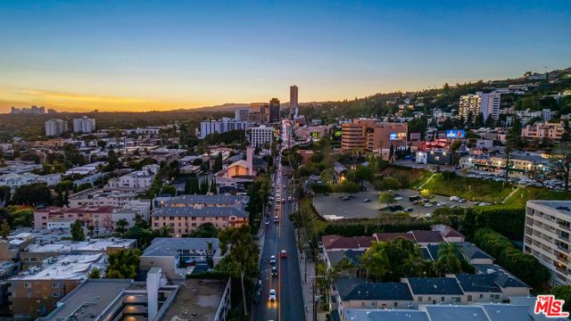 1100 Alta Loma Road 1404, West Hollywood, CA 90069