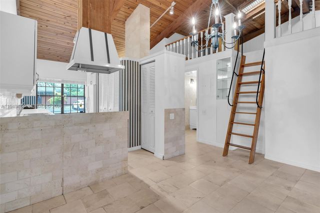 13502 SW 102nd Ln, Miami, FL 33186