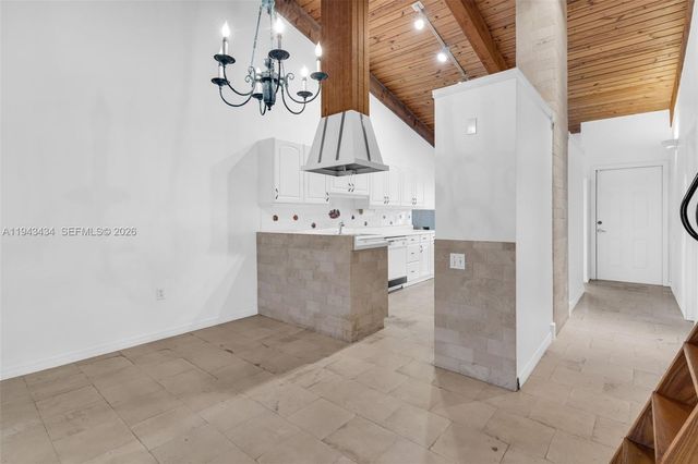 13502 SW 102nd Ln, Miami, FL 33186