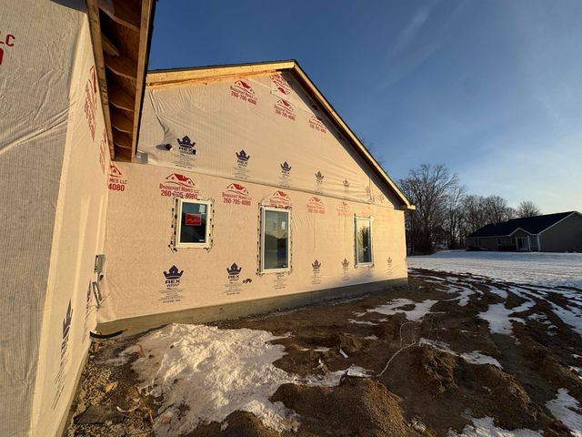 2252 Highlander Drive, Warsaw, IN 46580