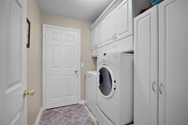 2388 YELLOW GRASS COURT, Apopka, FL 32712