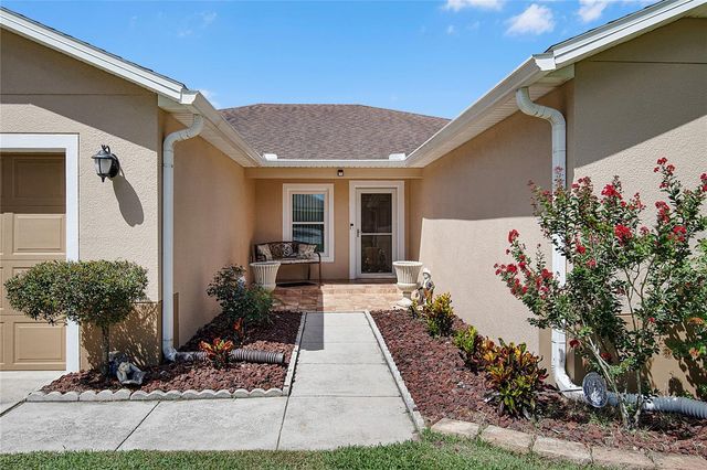 2388 YELLOW GRASS COURT, Apopka, FL 32712