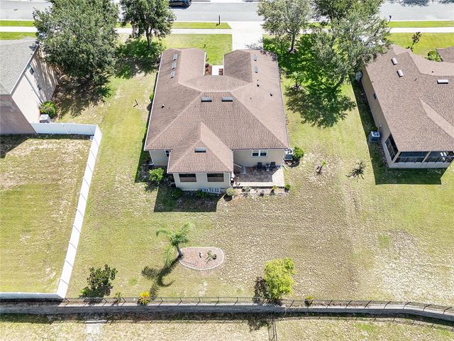 2388 YELLOW GRASS COURT, Apopka, FL 32712