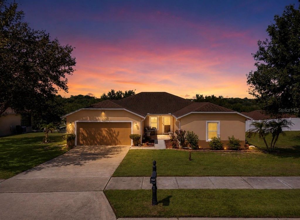 2388 YELLOW GRASS COURT, Apopka, FL 32712