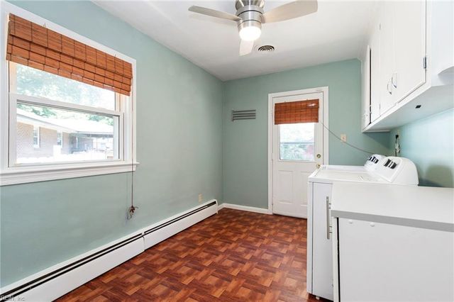 43 Patton DR, Newport News, VA 23606