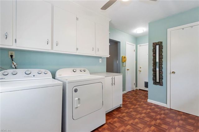 43 Patton DR, Newport News, VA 23606