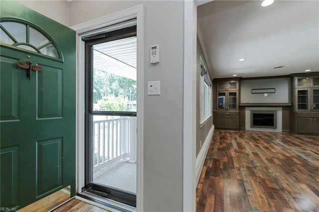 43 Patton DR, Newport News, VA 23606