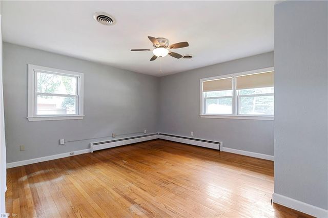43 Patton DR, Newport News, VA 23606