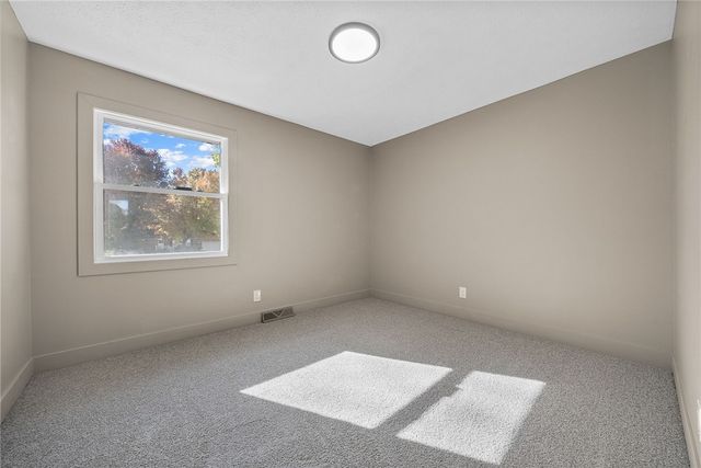 1130 Blue Sky Dr, Neshannock Twp, PA 16105