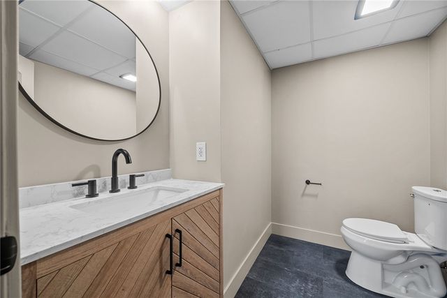 1130 Blue Sky Dr, Neshannock Twp, PA 16105