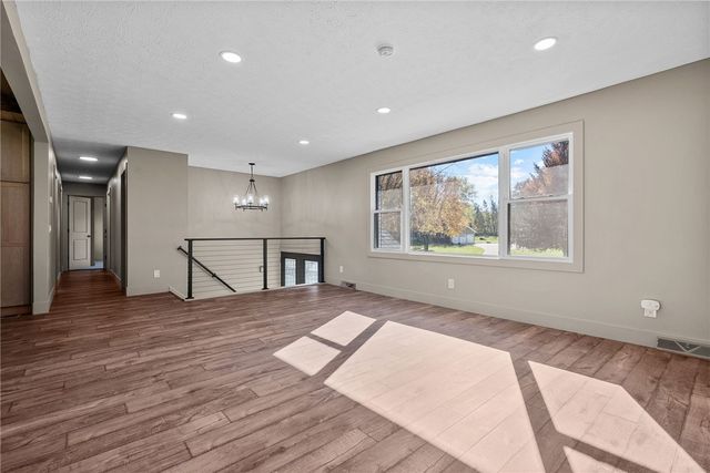 1130 Blue Sky Dr, Neshannock Twp, PA 16105