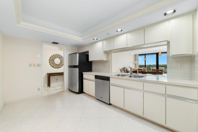 4740 S Ocean Boulevard 702, Highland Beach, FL 33487