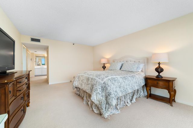 4740 S Ocean Boulevard 702, Highland Beach, FL 33487