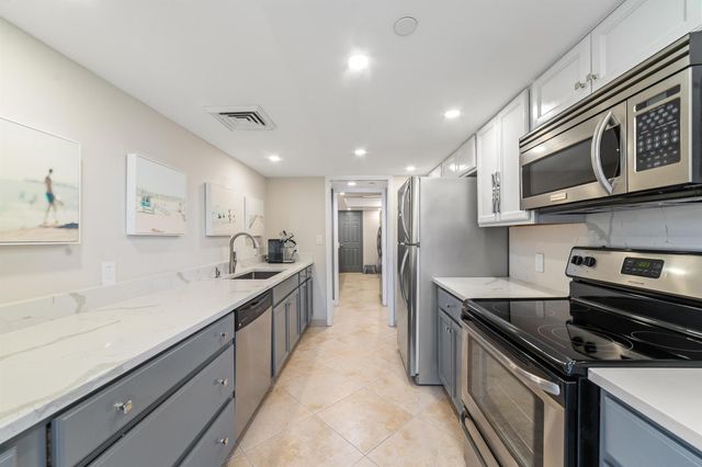 4740 S Ocean Boulevard 702, Highland Beach, FL 33487