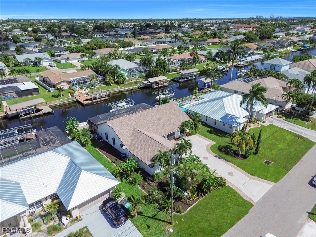 1321 SE 21st LN, Cape Coral, FL 33990