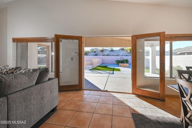 844 S Deer Meadow Loop, Tucson, AZ 85745