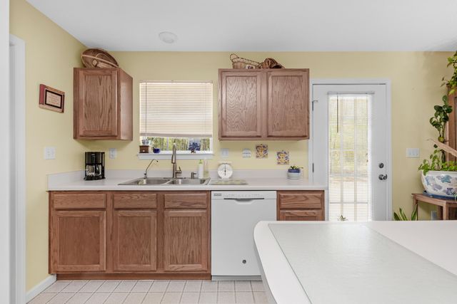 372 Florence Drive, Defuniak Springs, FL 32433