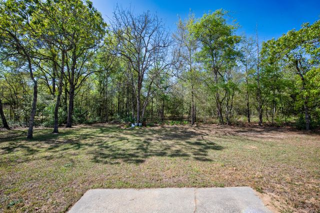 372 Florence Drive, Defuniak Springs, FL 32433