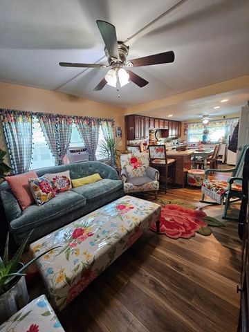 44 Rest Way, Springfield, MA 01119