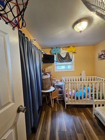 44 Rest Way, Springfield, MA 01119