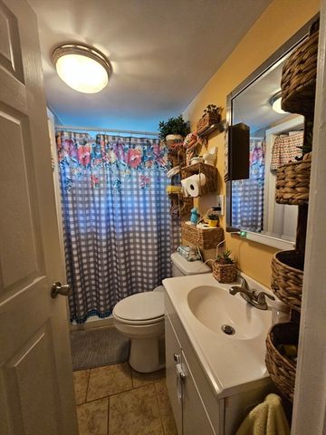 44 Rest Way, Springfield, MA 01119