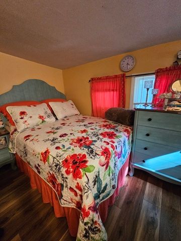 44 Rest Way, Springfield, MA 01119