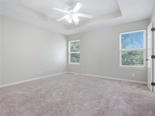 800 Garnes Street, Raymore, MO 64083