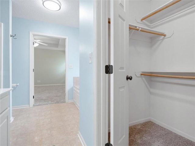 800 Garnes Street, Raymore, MO 64083