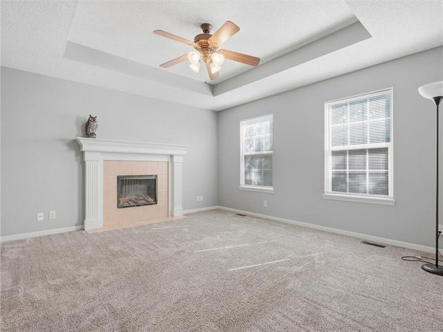 800 Garnes Street, Raymore, MO 64083