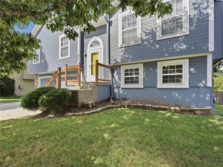 800 Garnes Street, Raymore, MO 64083