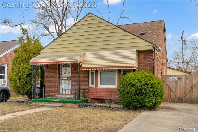 19710 Woodingham Drive, Detroit, MI 48221