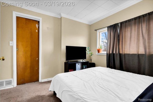 19710 Woodingham Drive, Detroit, MI 48221