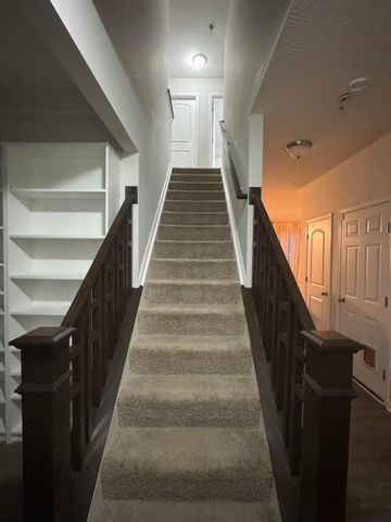 1124 Ayrshire Drive, Columbus, OH 43207