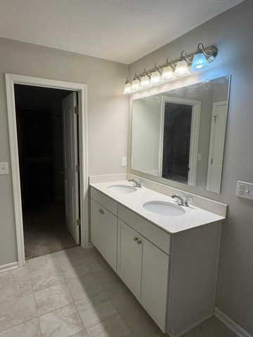 1124 Ayrshire Drive, Columbus, OH 43207