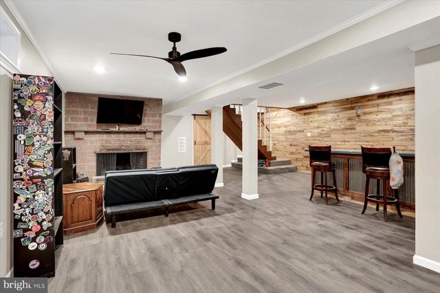 381 ROHLERS CHURCH RD, Dover, PA 17315