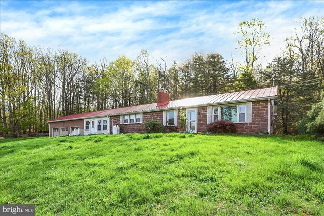 381 ROHLERS CHURCH RD, Dover, PA 17315