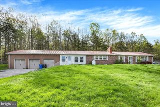 381 ROHLERS CHURCH RD, Dover, PA 17315