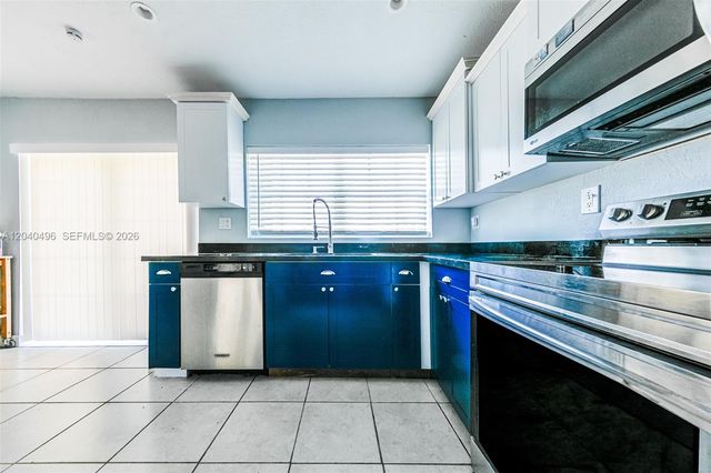 7006 NW 99th Way, Tamarac, FL 33321