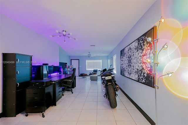 7006 NW 99th Way, Tamarac, FL 33321