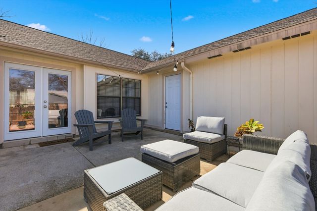 2828 Windsor Drive, Flower Mound, TX 75028