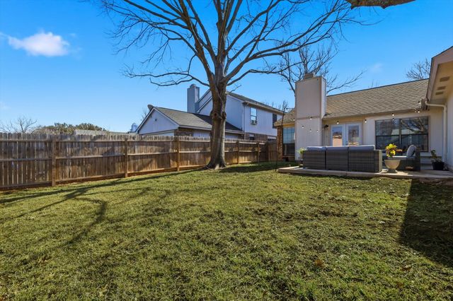 2828 Windsor Drive, Flower Mound, TX 75028