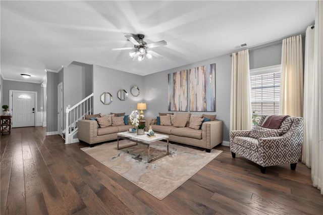 918 College Place Court NW, Kennesaw, GA 30144