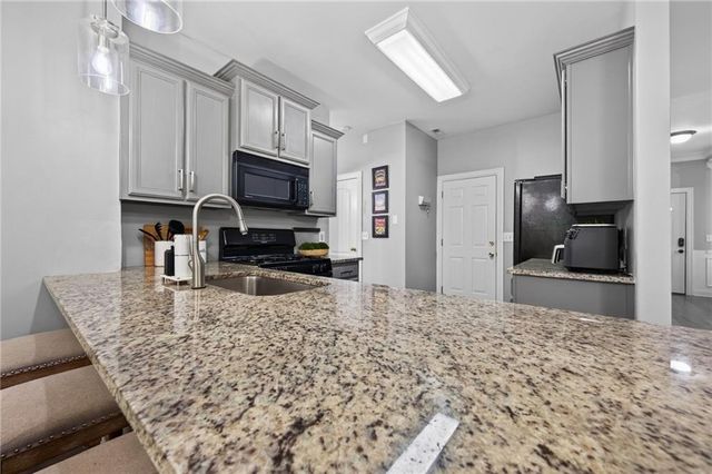 918 College Place Court NW, Kennesaw, GA 30144