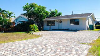 814 109th AVE N, Naples, FL 34108