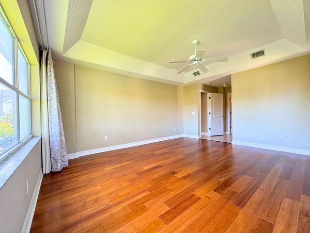 67 W Lagare St, Palm Coast, FL 32137