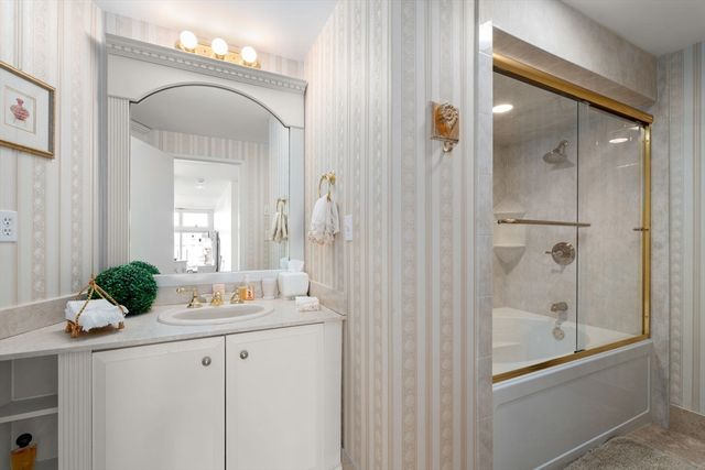 30 Constellation Wharf 30, Boston, MA 02129