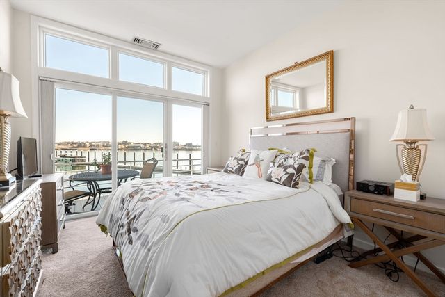 30 Constellation Wharf 30, Boston, MA 02129