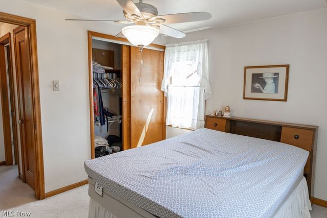 8 Driggs Lane, Bridgeport, OH 43912